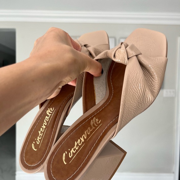 L’Intervalle Nude Heels - Picture 3 of 4